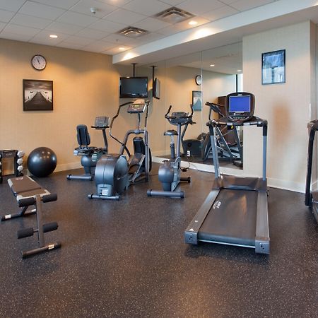 Holiday Inn Vancouver-Centre Broadway By Ihg Экстерьер фото