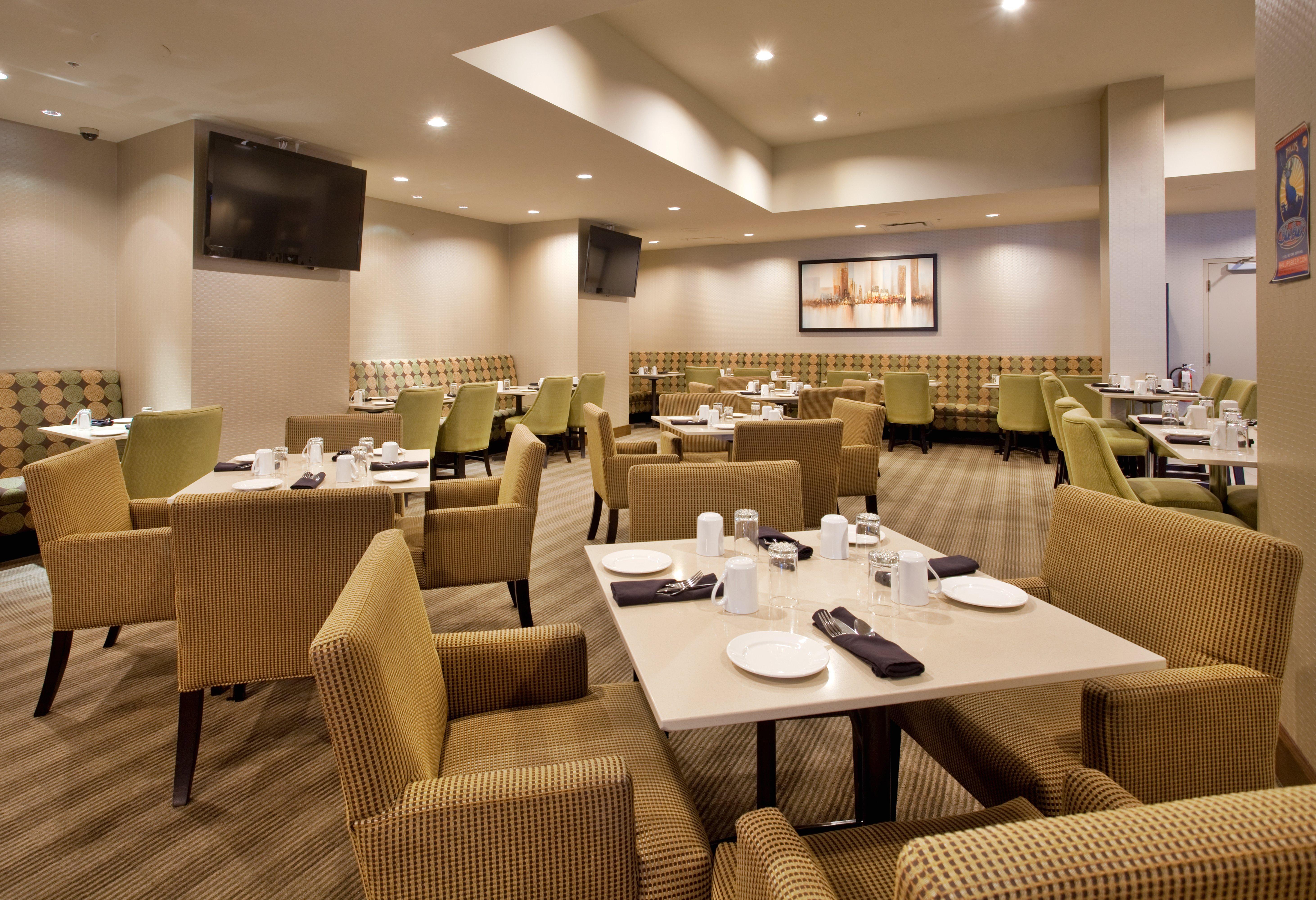Holiday Inn Vancouver-Centre Broadway By Ihg Экстерьер фото