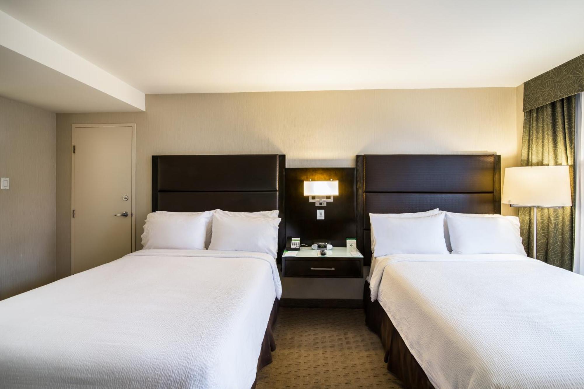 Holiday Inn Vancouver-Centre Broadway By Ihg Экстерьер фото