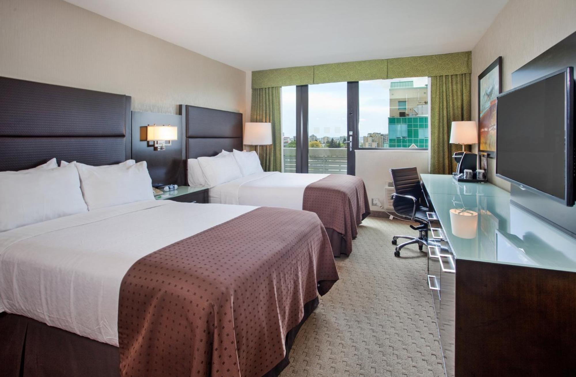 Holiday Inn Vancouver-Centre Broadway By Ihg Экстерьер фото