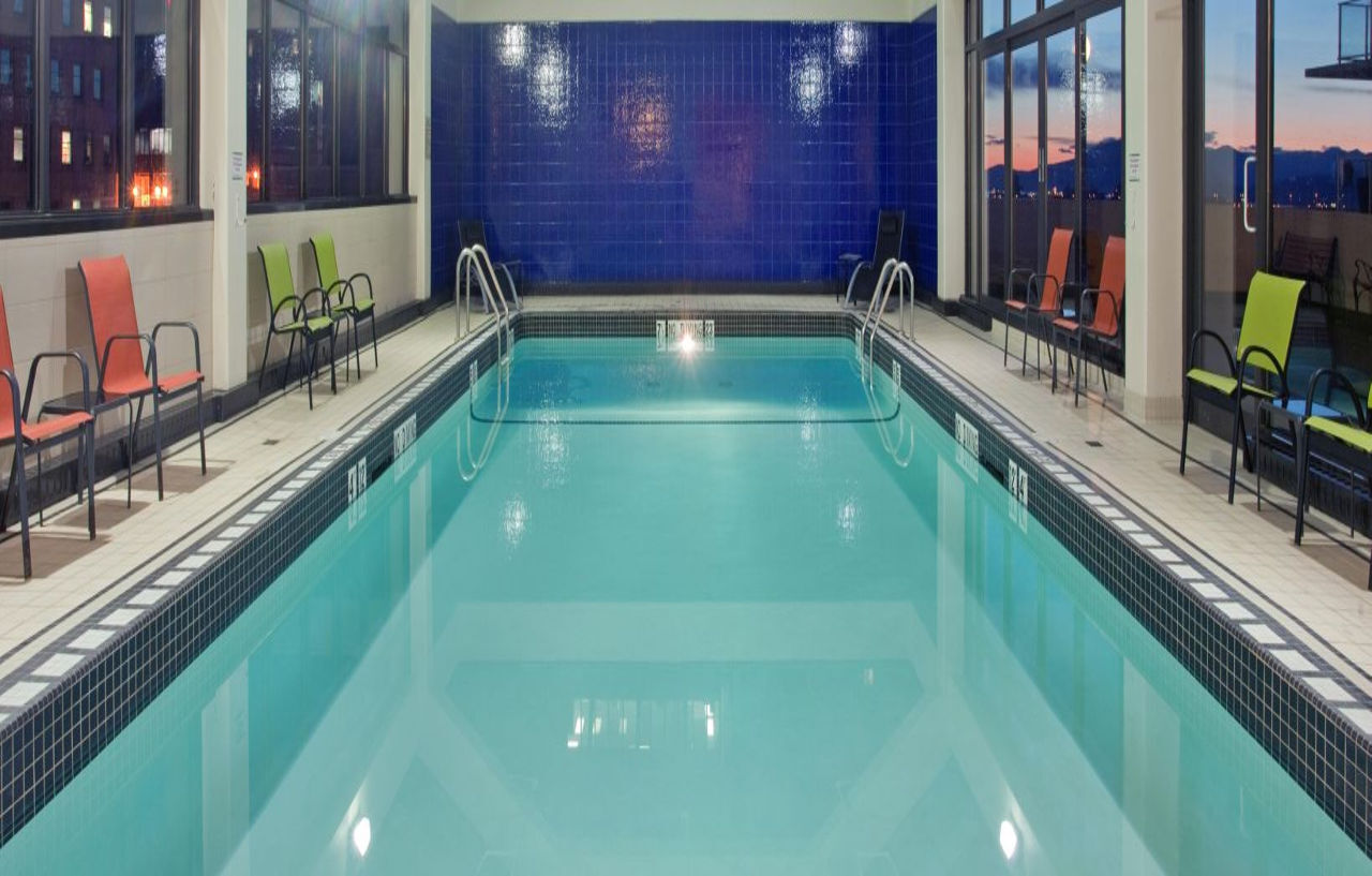 Holiday Inn Vancouver-Centre Broadway By Ihg Экстерьер фото
